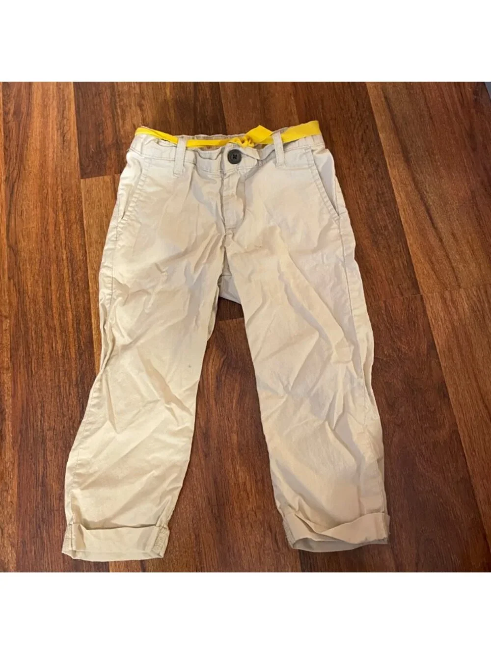 OshKosh Beige Girls Cotton Pants W/ Yellow Belt Size 5